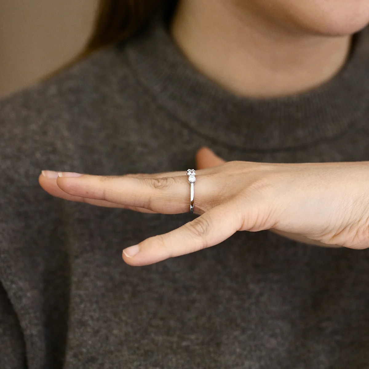 Everyday Diamonds 0.95ct Brilliant Cut Lab Grown Diamond Five Stone Half Eternity Ring | 9K White Gold - Image 7