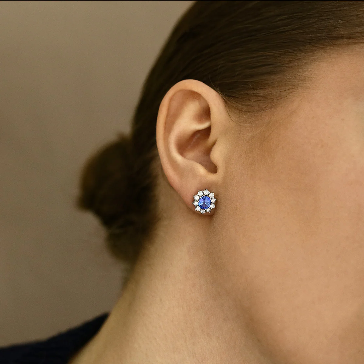 2.86ct Oval Cut Sapphire and 1.20ct Diamond Cluster Earrings | Pre-Loved | 18K White Gold - Image 5