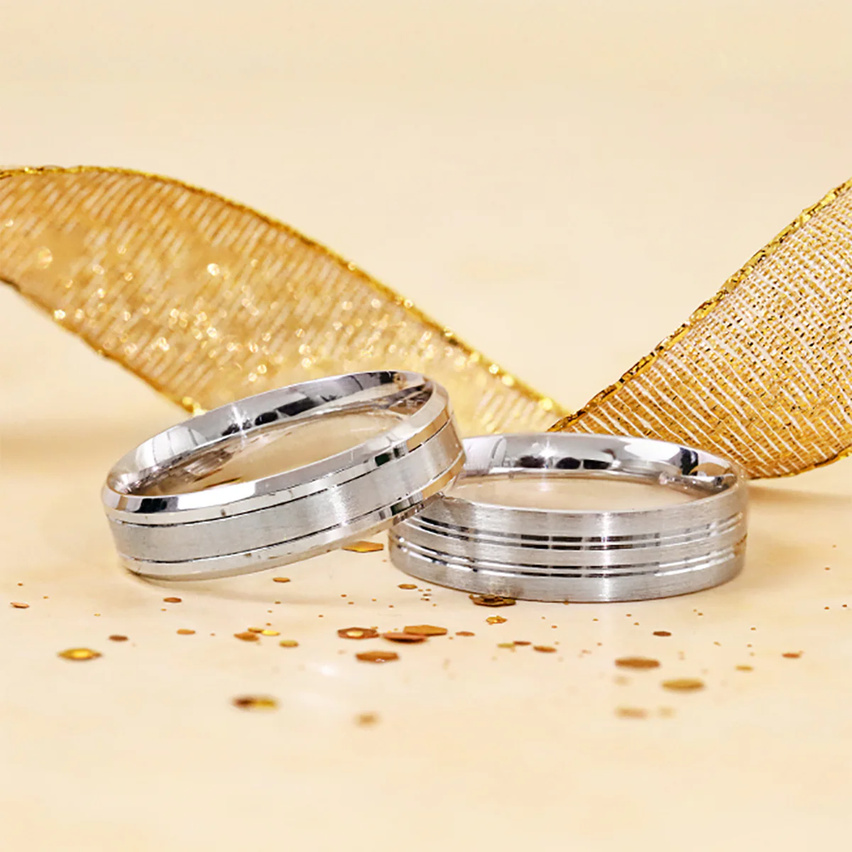 Berlin Channelled Mens Wedding Ring | Platinum - Image 3