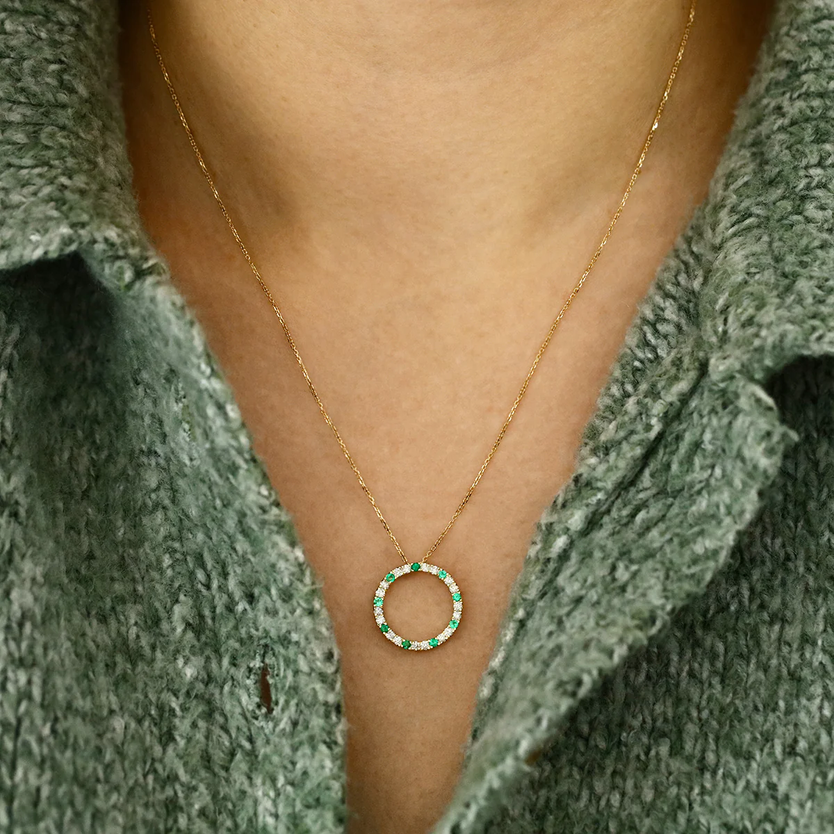 Bijou Collection 0.20ct Emerald and 0.34ct Diamond Open Circle Pendant | 9K Yellow Gold - Image 4