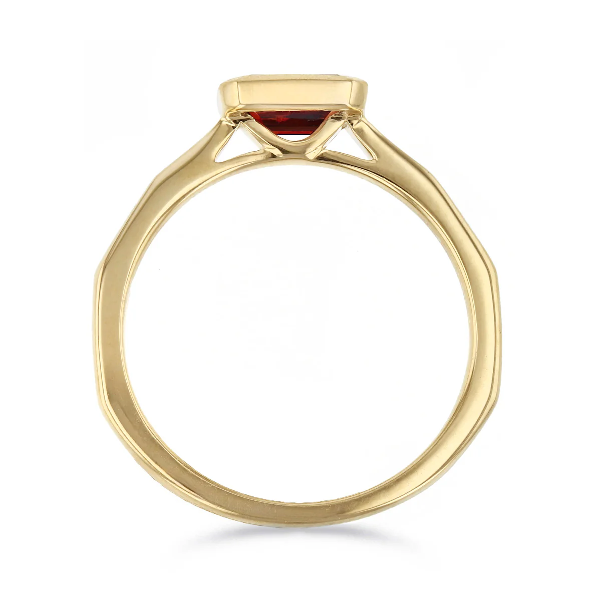 Birthstone Collection 0.75ct Octagonal Garnet Bezel Set Ring | 9K Yellow Gold - Image 5