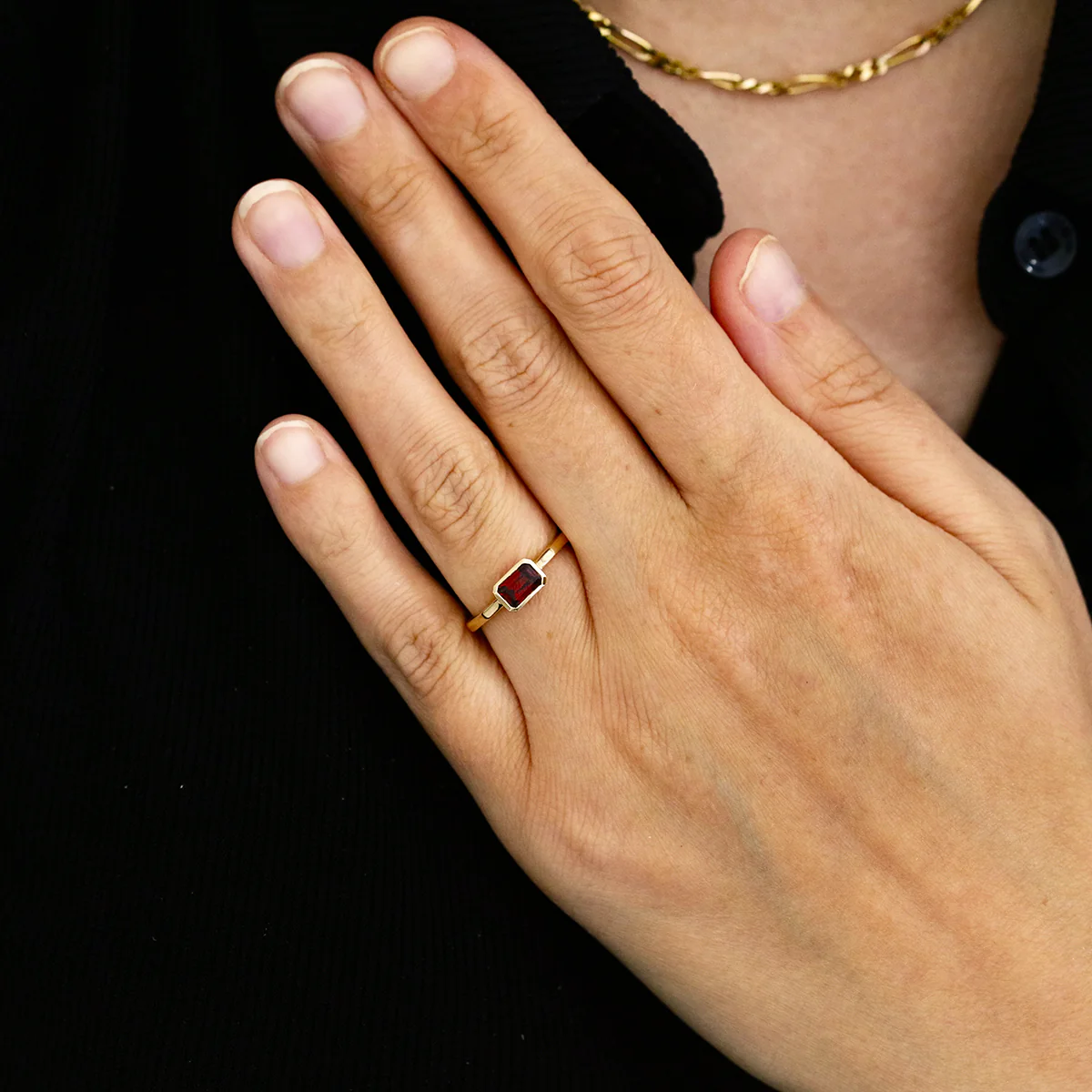 Birthstone Collection 0.75ct Octagonal Garnet Bezel Set Ring | 9K Yellow Gold - Image 6