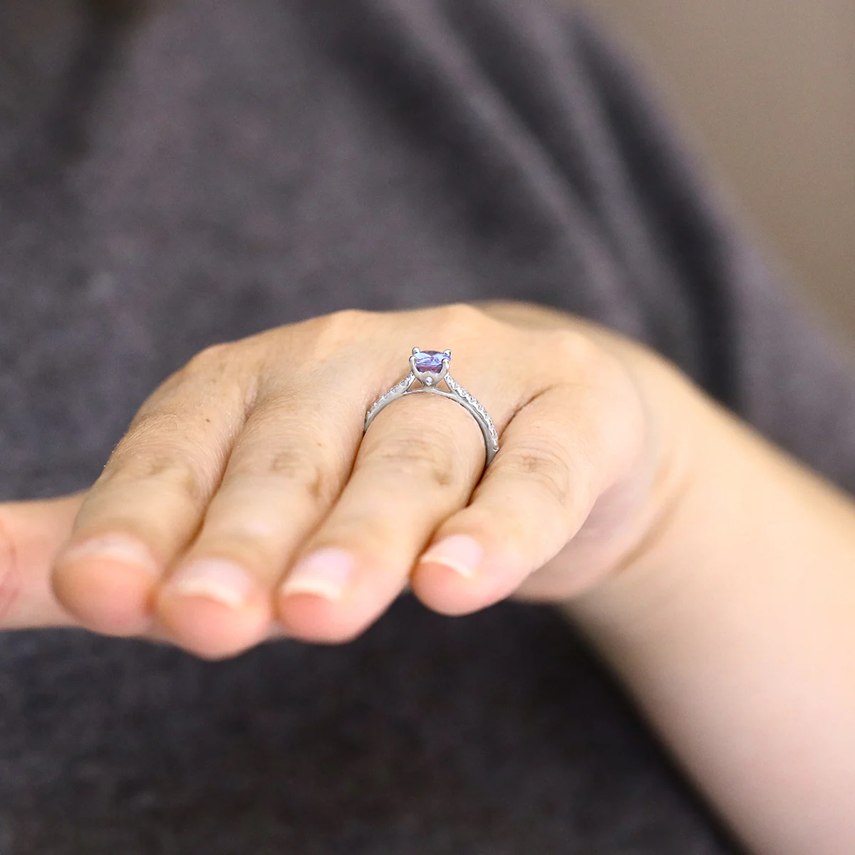 Heirloom Collection 1.31ct Oval Sapphire Poppy Shoulder Set Ring | Platinum - Image 8