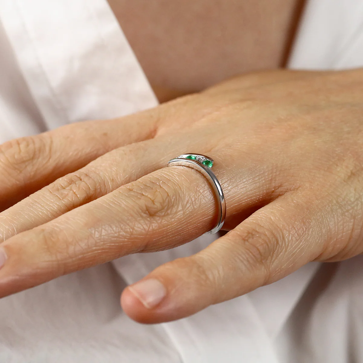 Birthstone Collection Emerald and Diamond Twist Ring | 9K White Gold - Image 8