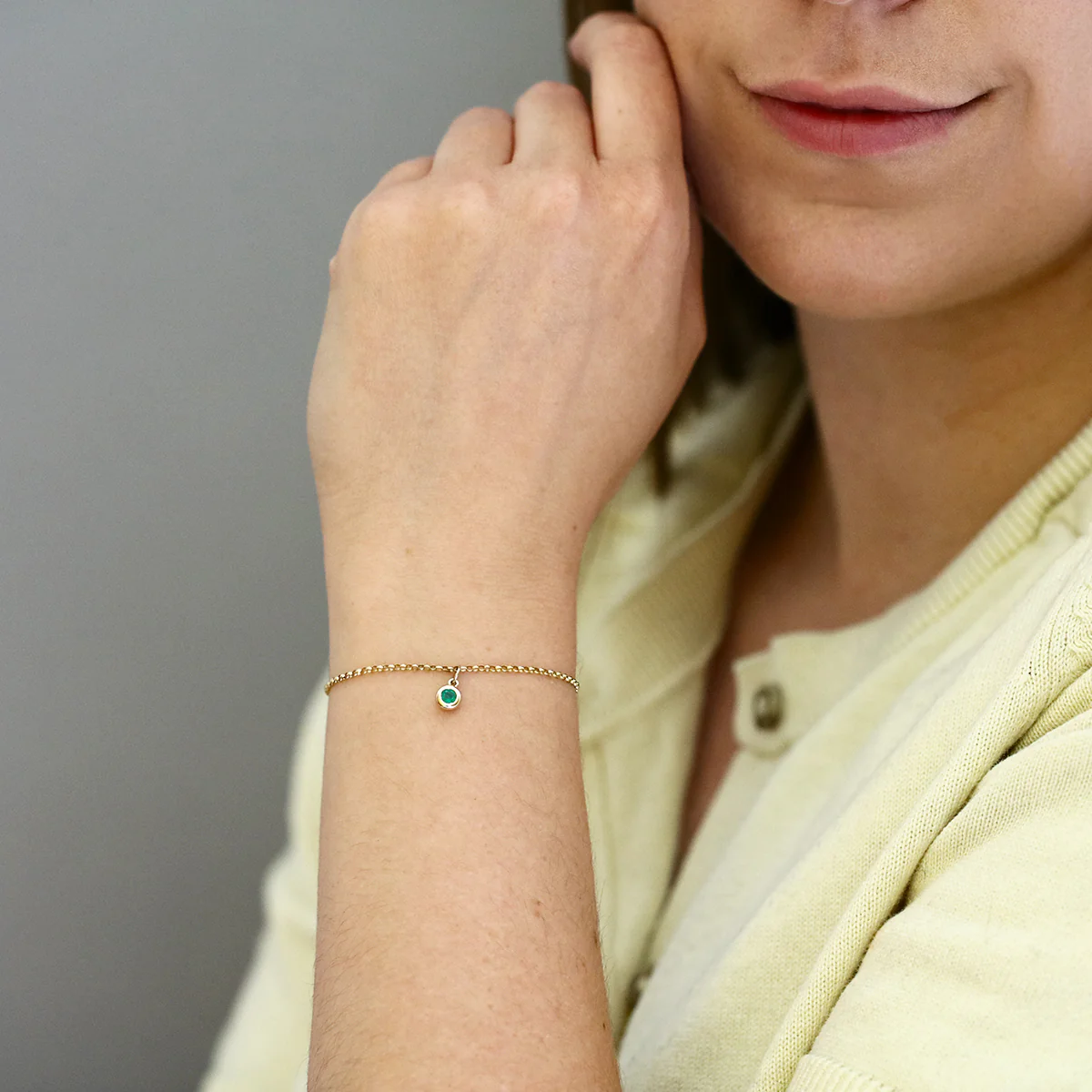 Birthstone Collection 0.18ct Bezel Set Charm and Belcher Bracelet | 9K Yellow Gold - Image 3