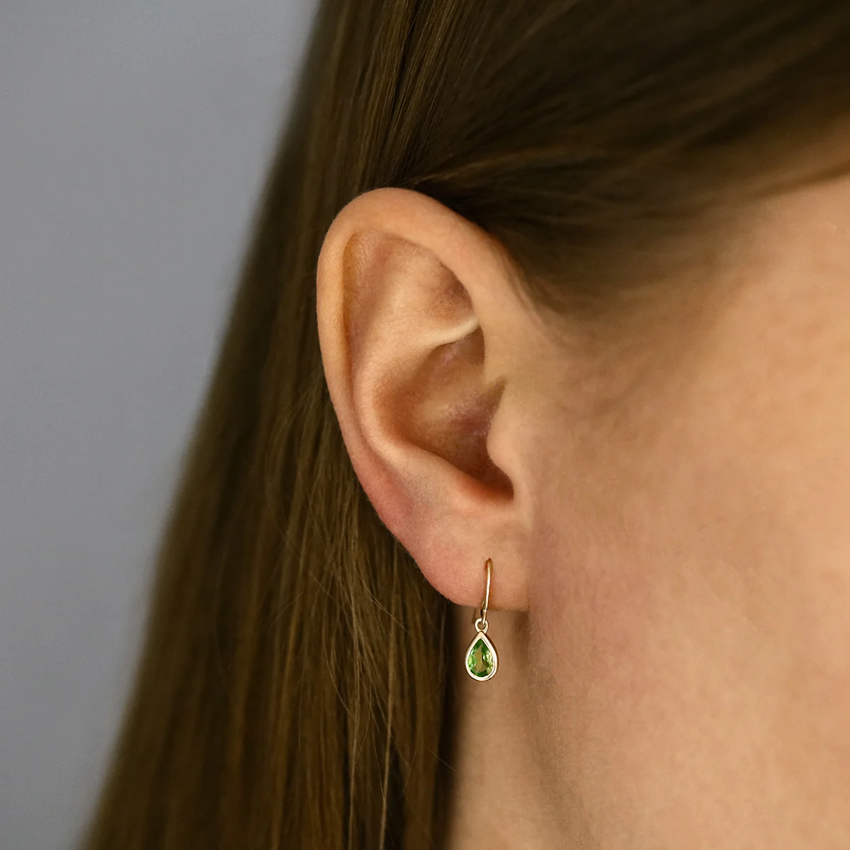 Birthstone Collection 0.80ct Pear Cut Peridot Drop Earrings | 9K Yellow Gold - Image 6