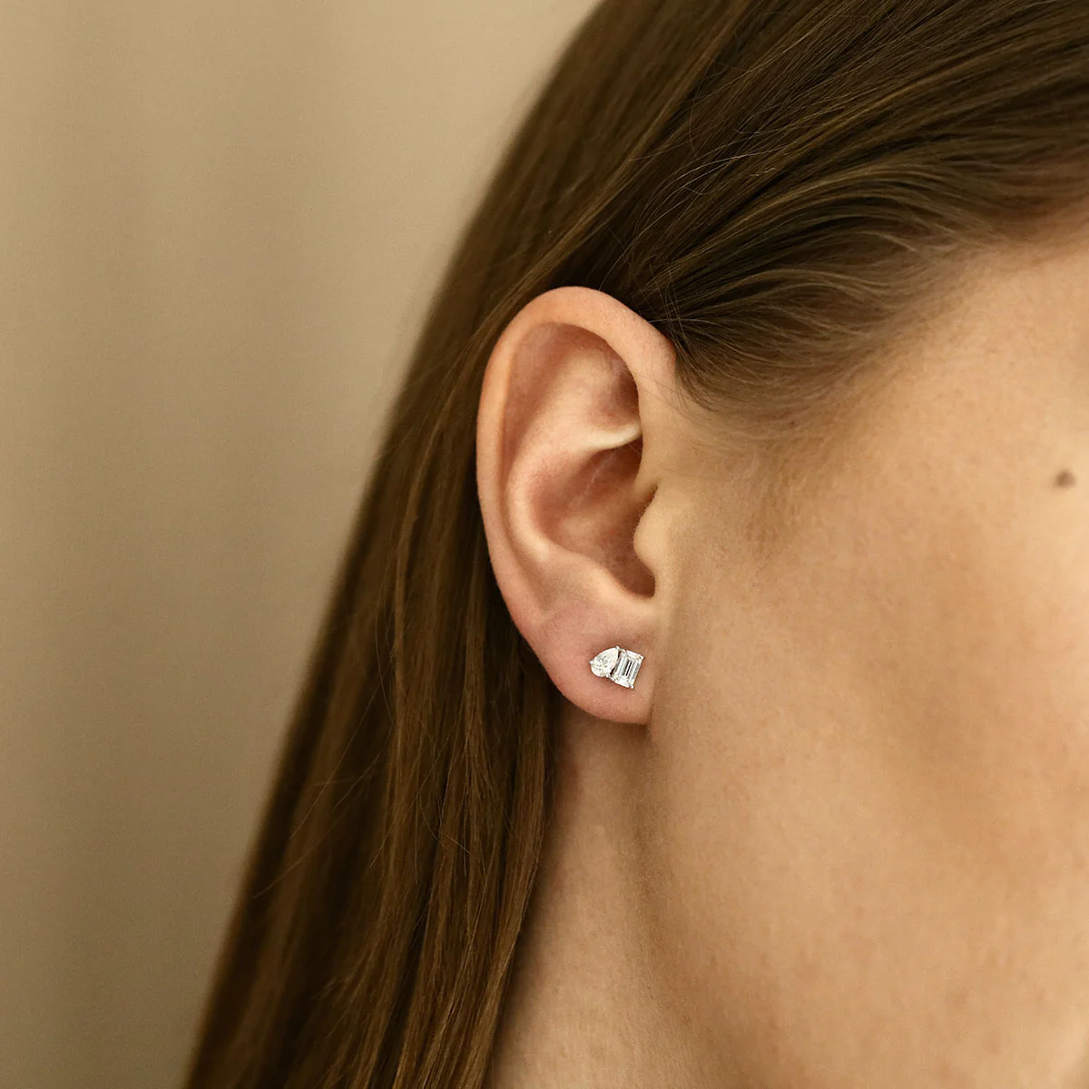 Everyday Diamonds 0.98ct Toi Et Moi Pear and Emerald Cut Lab Grown Diamond Stud Earrings  | 9K White Gold - Image 5