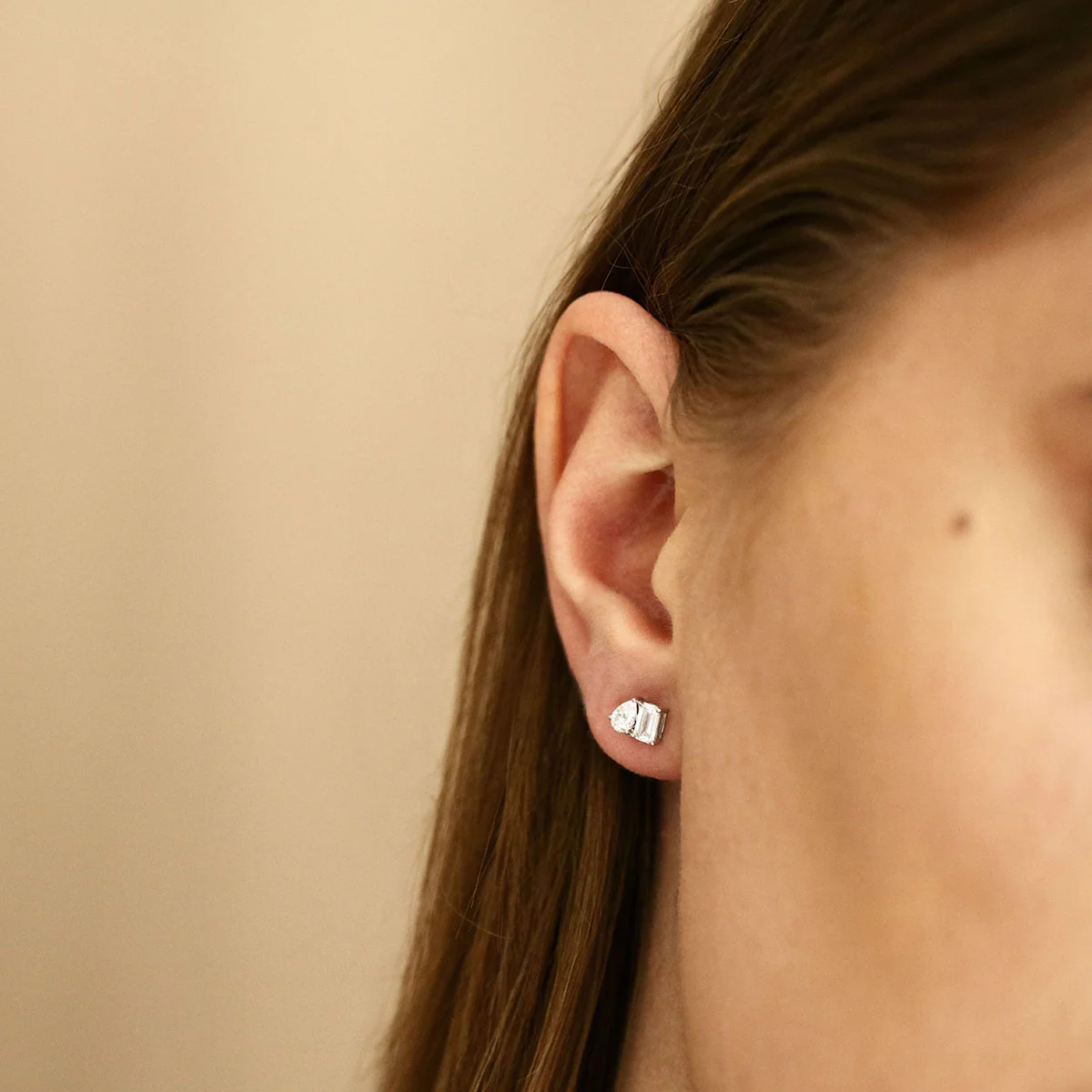 Everyday Diamonds 0.98ct Toi Et Moi Pear and Emerald Cut Lab Grown Diamond Stud Earrings  | 9K White Gold - Image 6