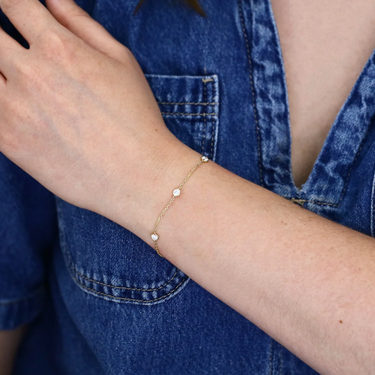 Everyday Diamonds Brilliant Cut Lab Grown Bezel Set Station Bracelet | 9K Yellow Gold - Image 4