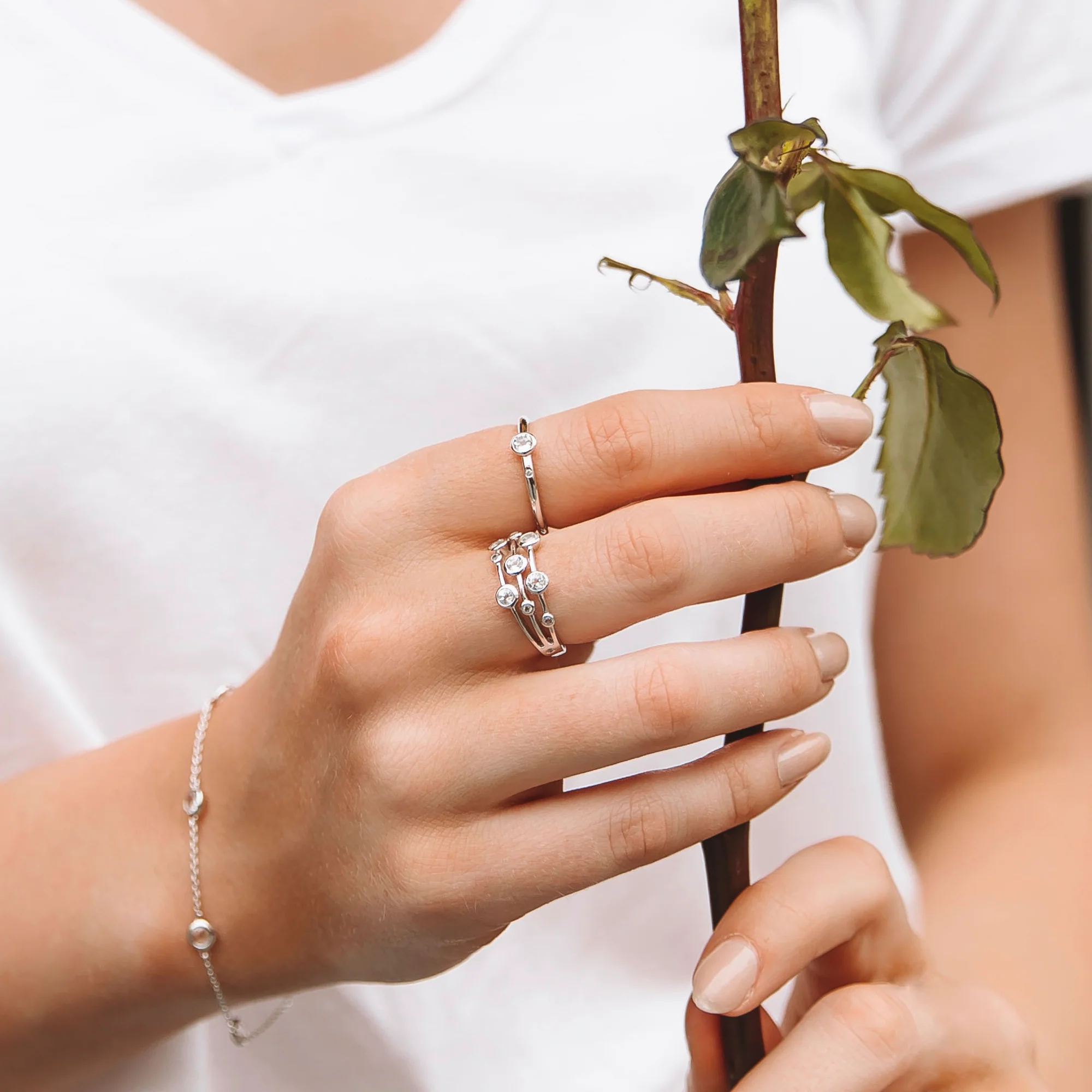 Hot Diamonds Tender Statement White Topaz Ring | Sterling Silver - Image 3