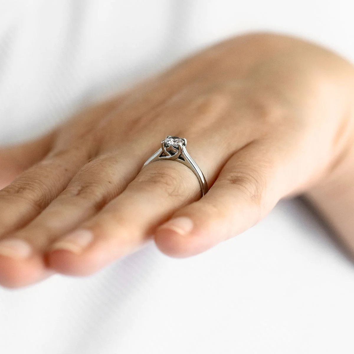 LEO 0.54ct Brilliant Cut Diamond Engagement Ring | Pre-Loved | Platinum - Image 8