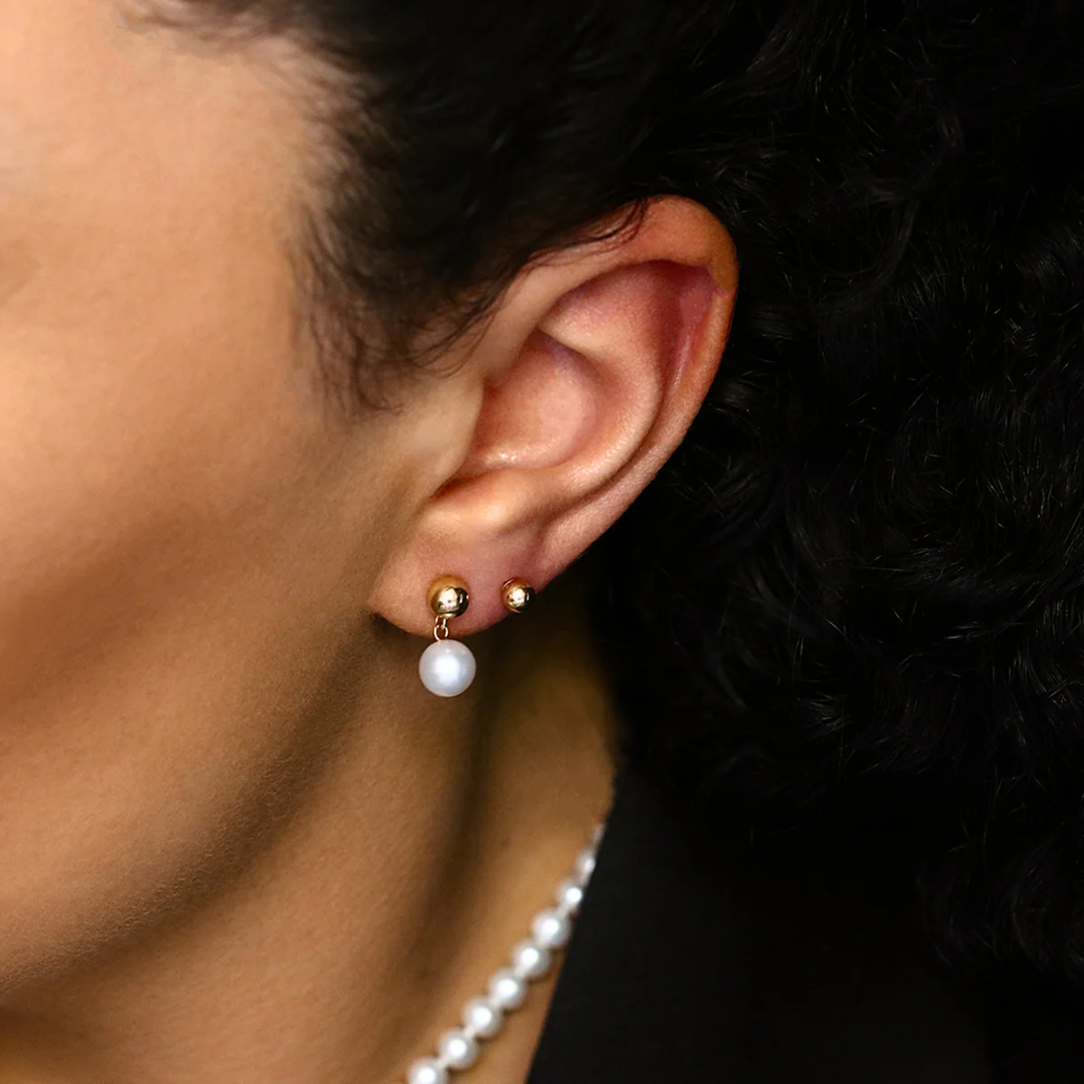 Mizuki 4mm Ball Stud Earrings - Image 5