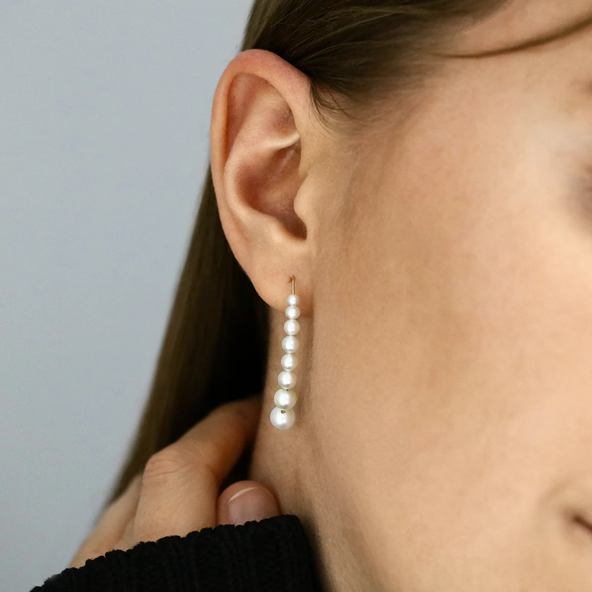 Mizuki Sea of Beauty Short Cascading Pearl Marquis Hoops | 14K Yellow Gold - Image 4