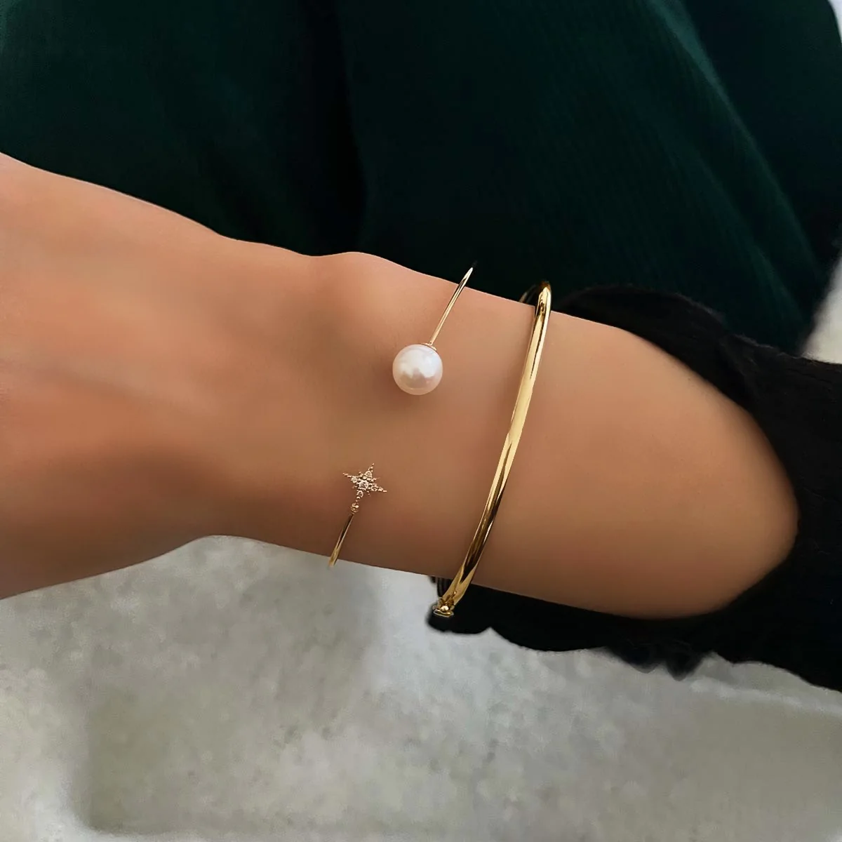 Mizuki Sea of Beauty Small Diamond Star & Freshwater Pearl Cuff |14K Yellow Gold - Image 6