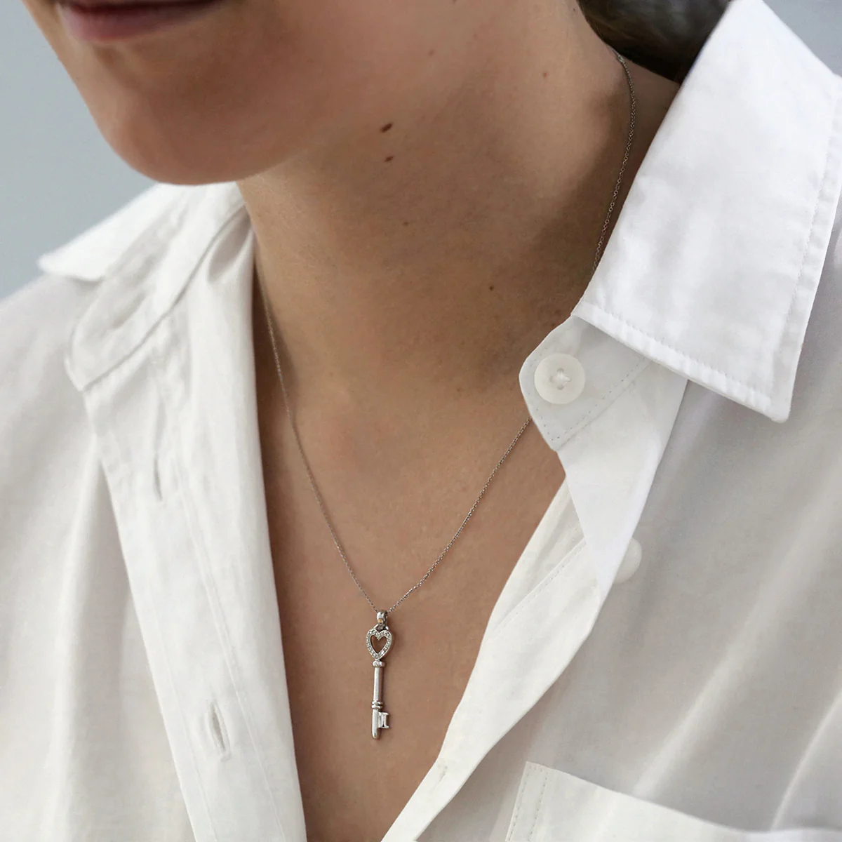 Open Heart Diamond Key Pendant | 9K White Gold - Image 4