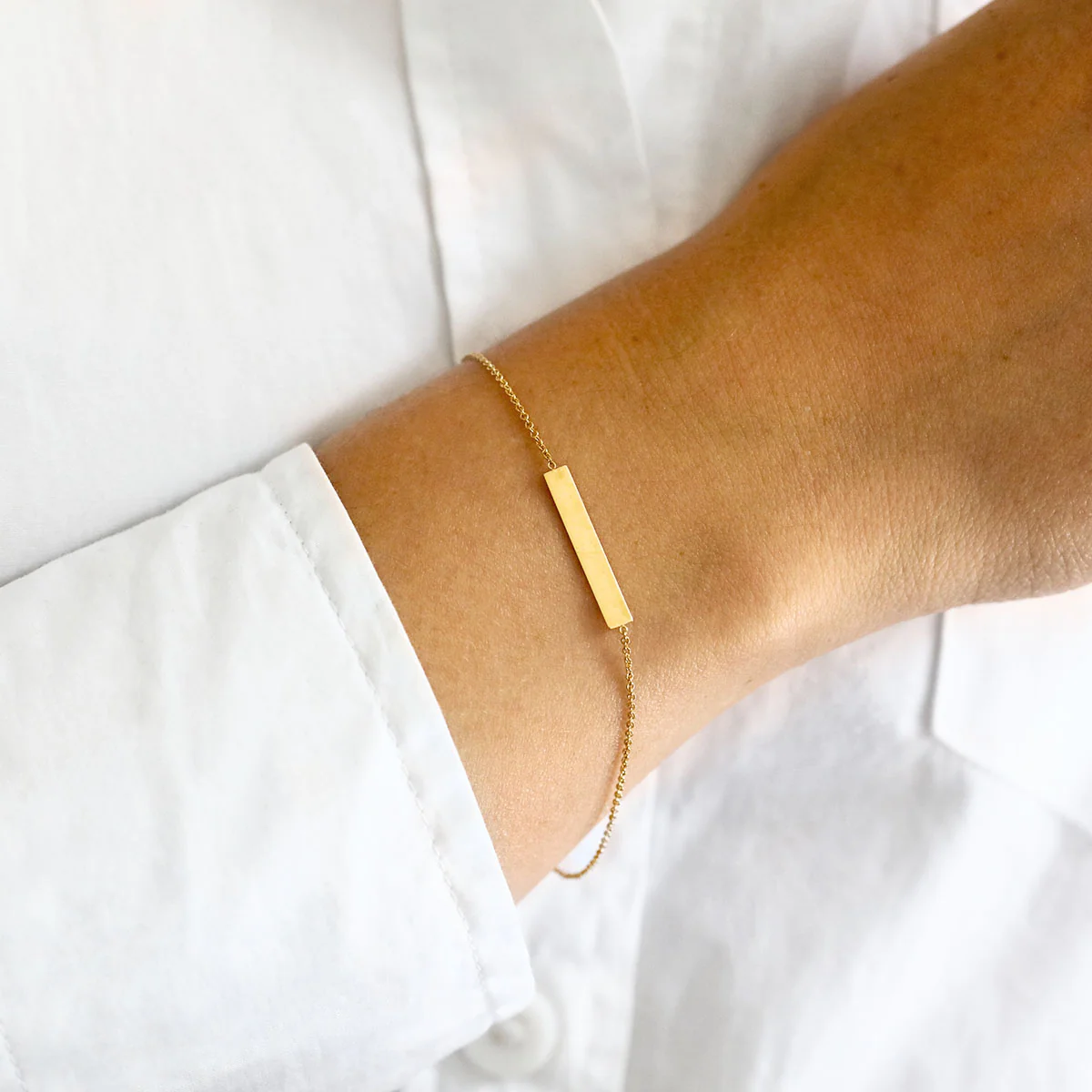 Personalised Horizontal Bar 7" - 7.5" Bracelet | 9K Yellow Gold - Image 3