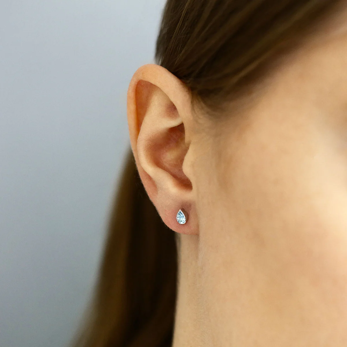 Rosa Mer 0.34ct Pear Cut Aquamarine Stud Earrings | 9K White Gold - Image 5