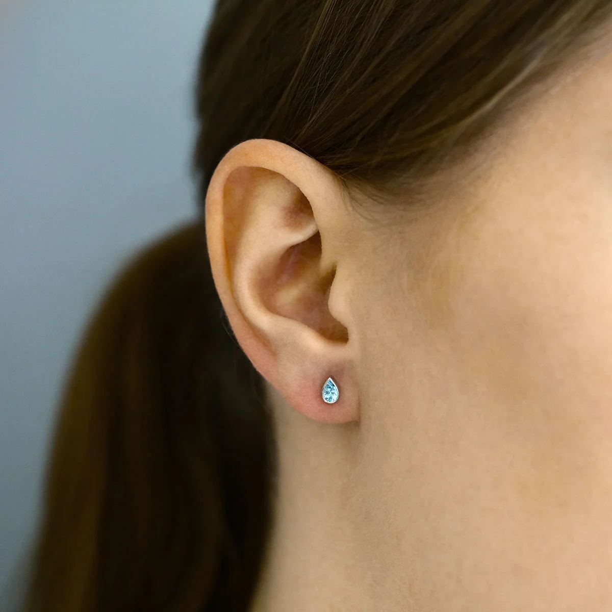 Rosa Mer 0.34ct Pear Cut Aquamarine Stud Earrings | 9K White Gold - Image 6