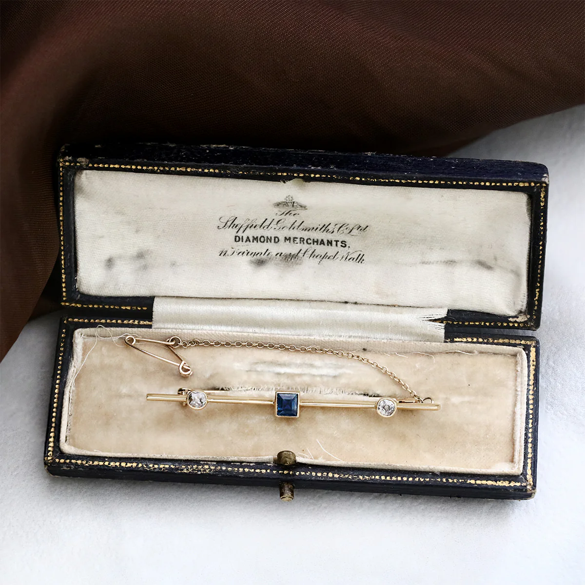 Sapphire and Diamond Set Brooch | Pre-Loved | Yellow Gold - Image 3