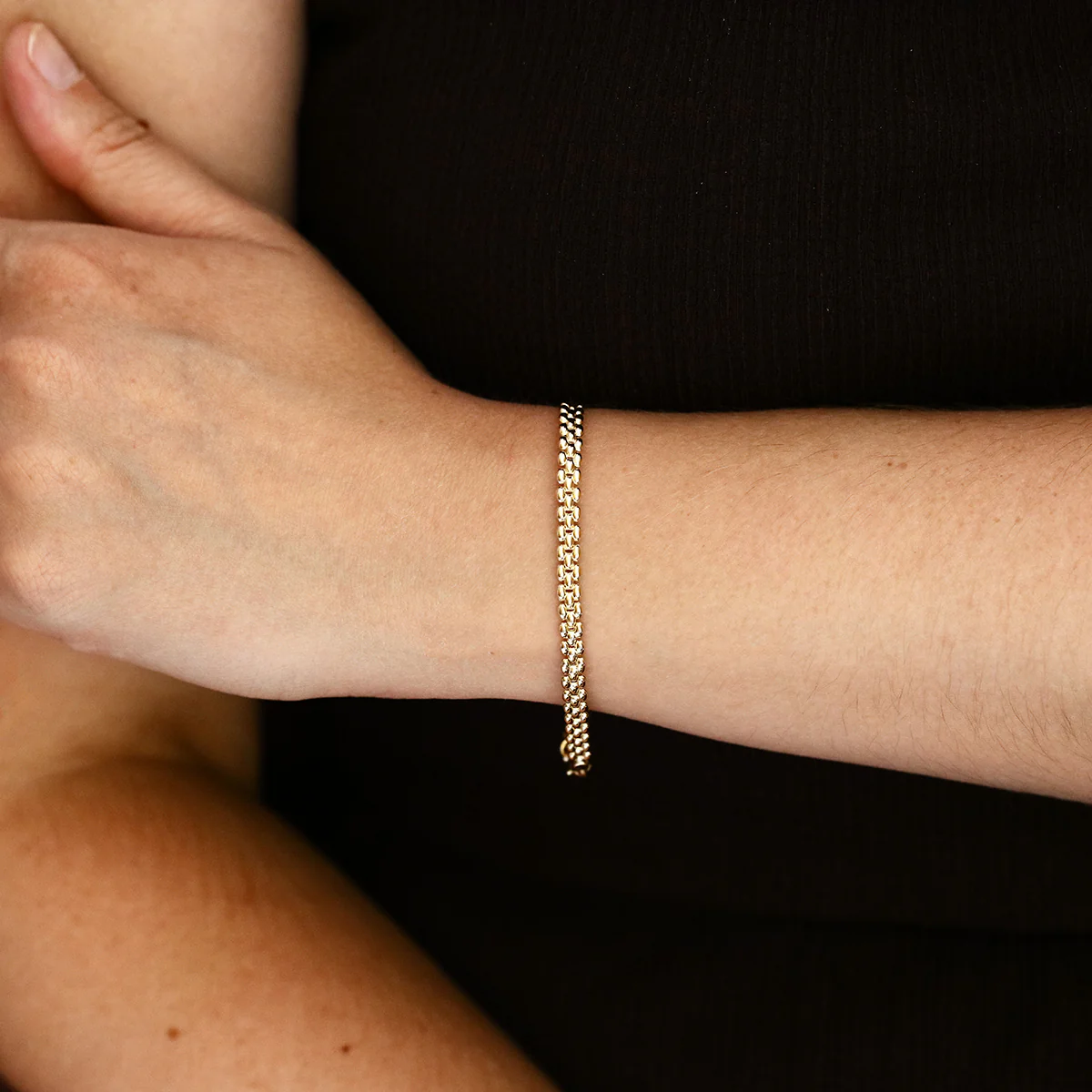 Soleil collection 7.5" Three Row Panthère Link Bracelet | 9K Yellow Gold - Image 3
