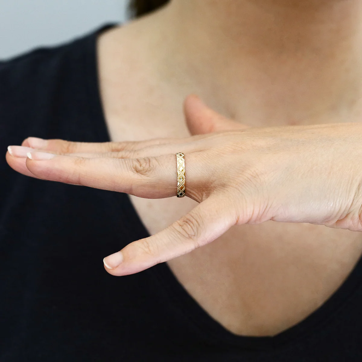 Soleil Collection Diamond Shaped Patterned Dress Ring | 9K yellow Gold - Image 8